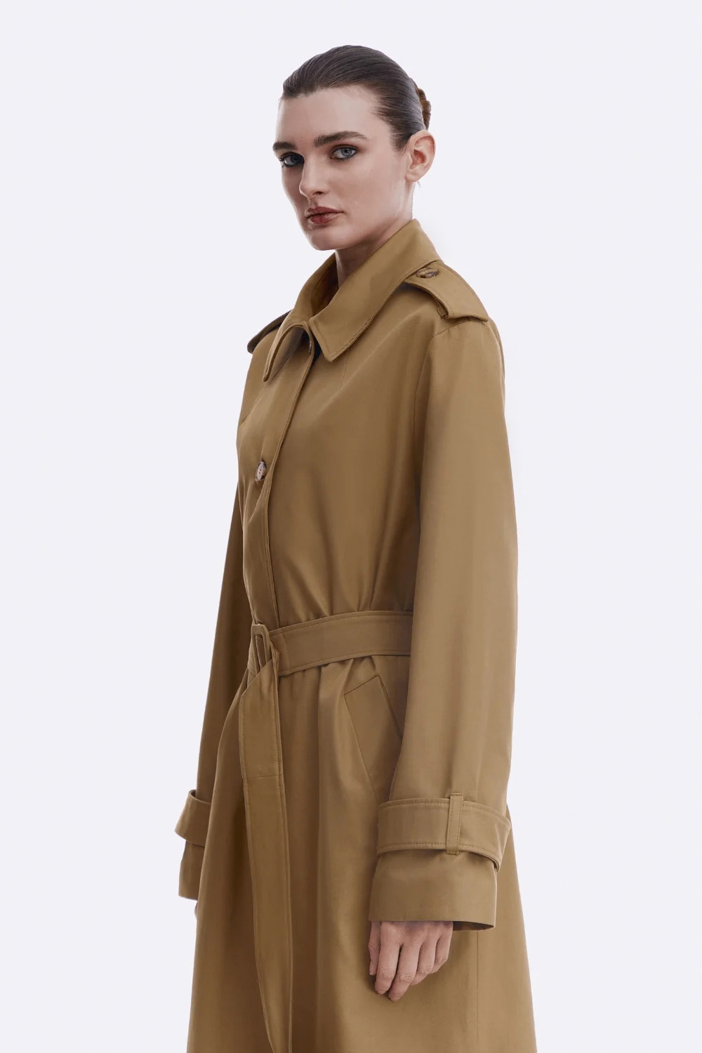 Ambitna beige cotton trench coat, styled look. Independent Ukrainian designer at MIXMVSE London.