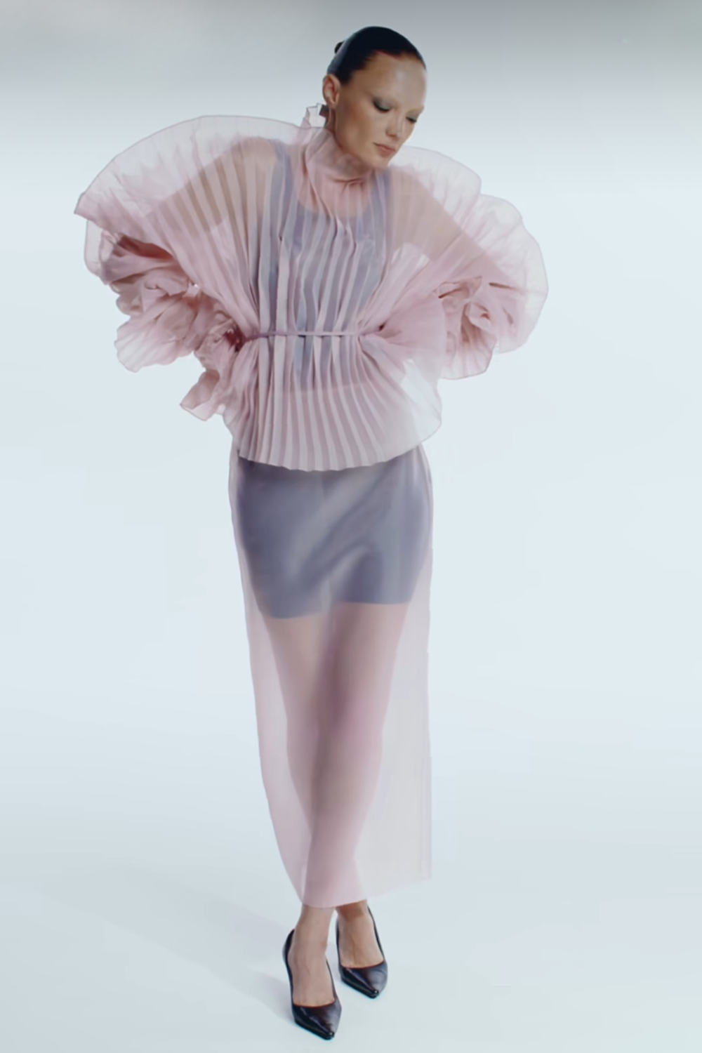J'amemme Alisha pink pleated top, styled look. Independent Ukrainian designer at MIXMVSE London.