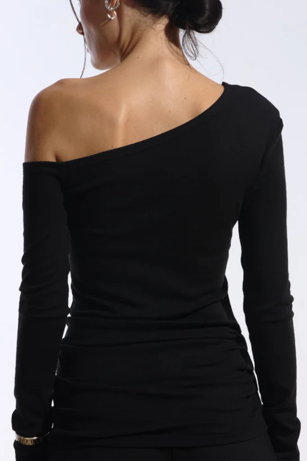 Ambitna black one-shoulder top, side view. Independent Ukrainian designer at MIXMVSE London.